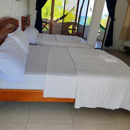 Royal Galapagos Inn ปูแอร์โต บาเกริโซ โมเรโน ภายนอก รูปภาพ
