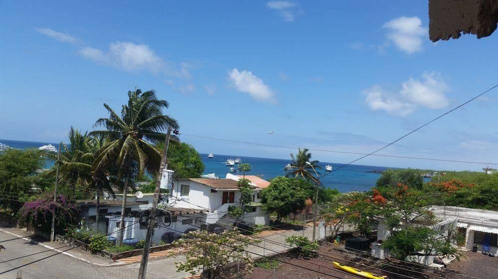 Royal Galapagos Inn ปูแอร์โต บาเกริโซ โมเรโน ภายนอก รูปภาพ