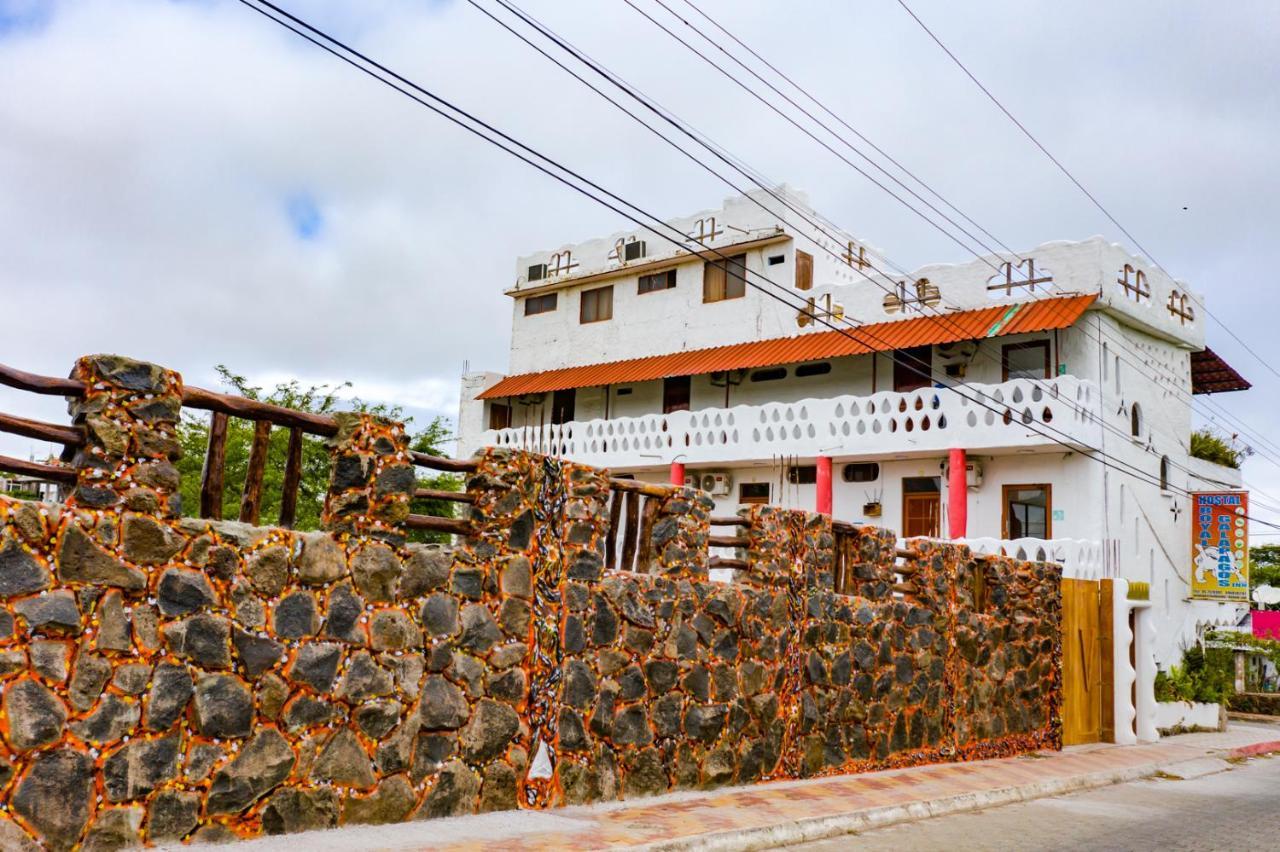 Royal Galapagos Inn ปูแอร์โต บาเกริโซ โมเรโน ภายนอก รูปภาพ