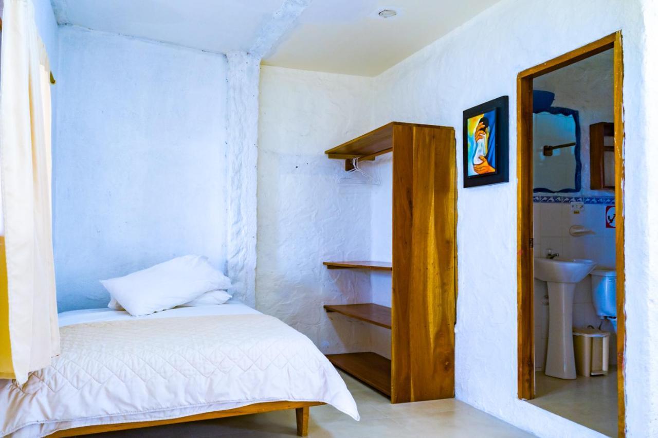 Royal Galapagos Inn ปูแอร์โต บาเกริโซ โมเรโน ภายนอก รูปภาพ