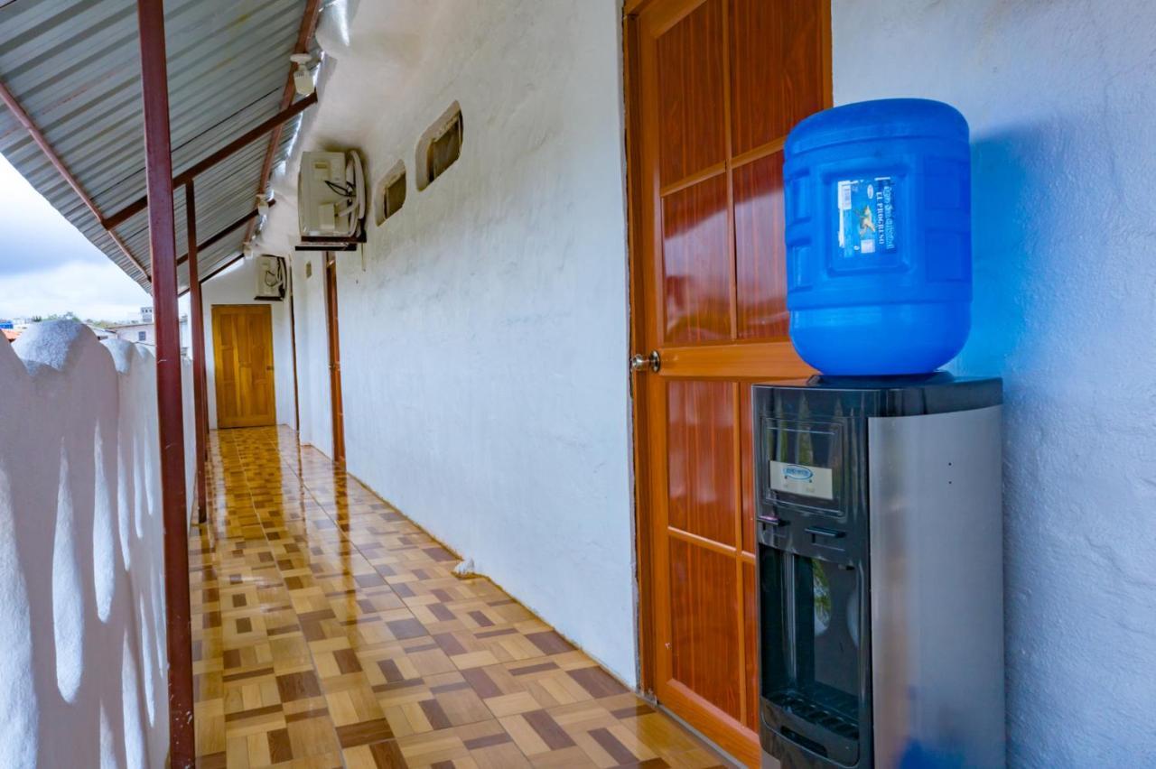 Royal Galapagos Inn ปูแอร์โต บาเกริโซ โมเรโน ภายนอก รูปภาพ