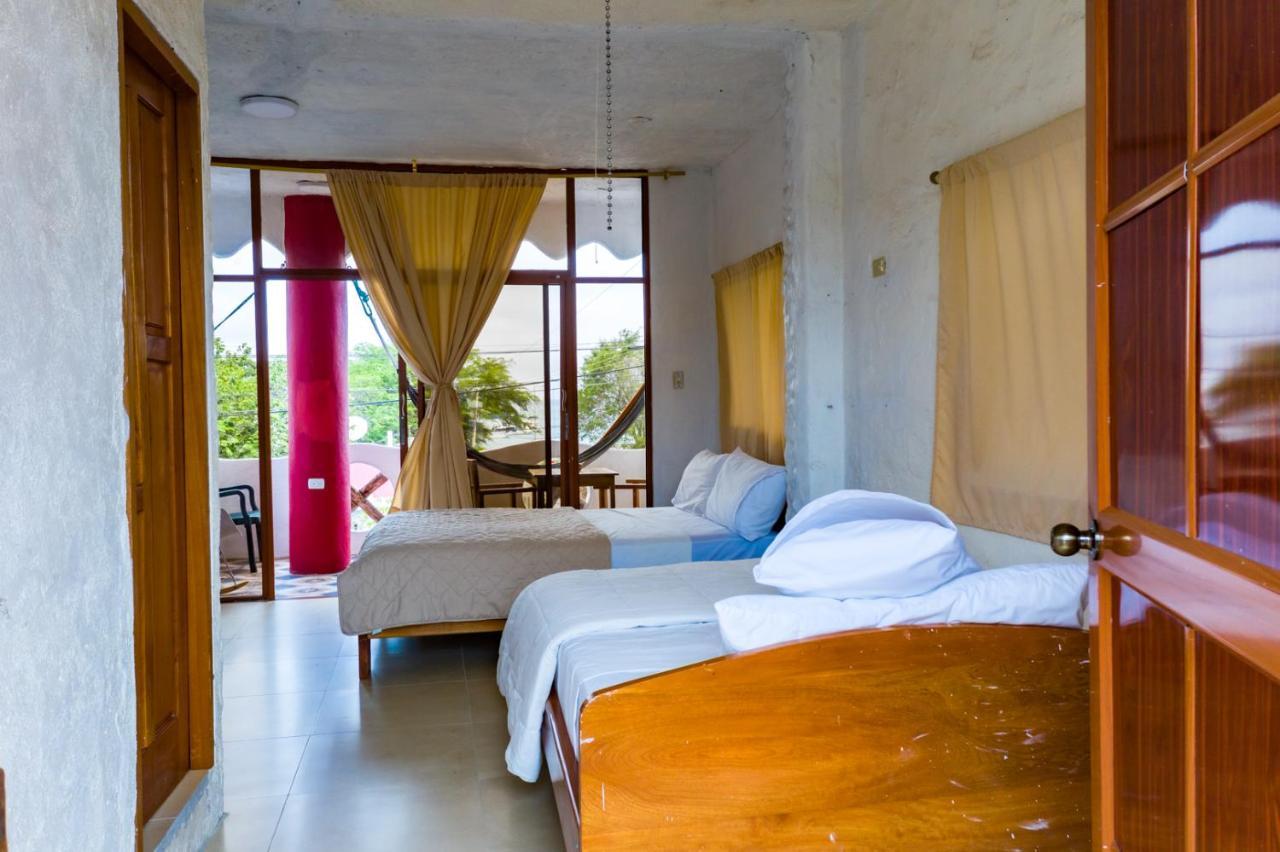 Royal Galapagos Inn ปูแอร์โต บาเกริโซ โมเรโน ภายนอก รูปภาพ