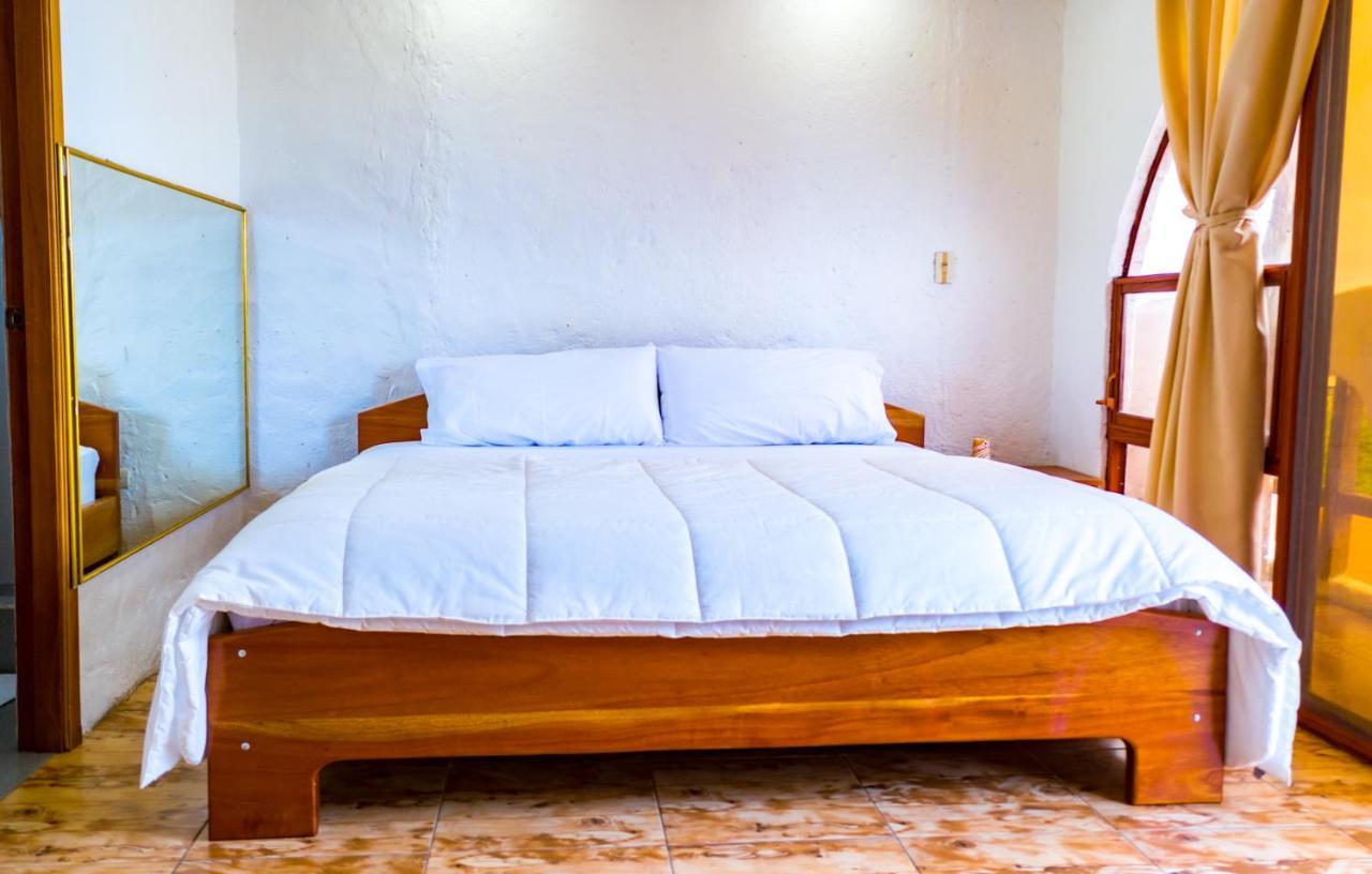 Royal Galapagos Inn ปูแอร์โต บาเกริโซ โมเรโน ภายนอก รูปภาพ