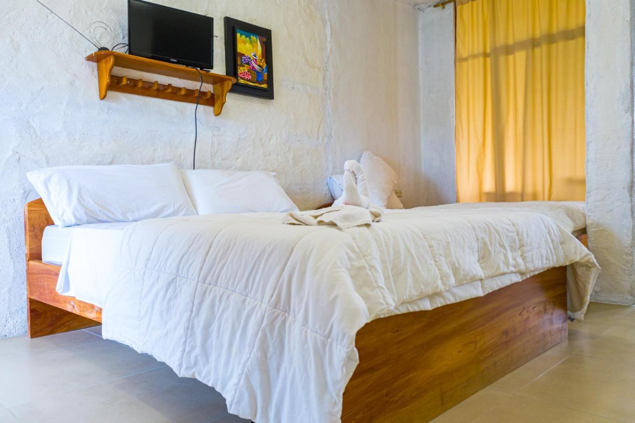 Royal Galapagos Inn ปูแอร์โต บาเกริโซ โมเรโน ภายนอก รูปภาพ
