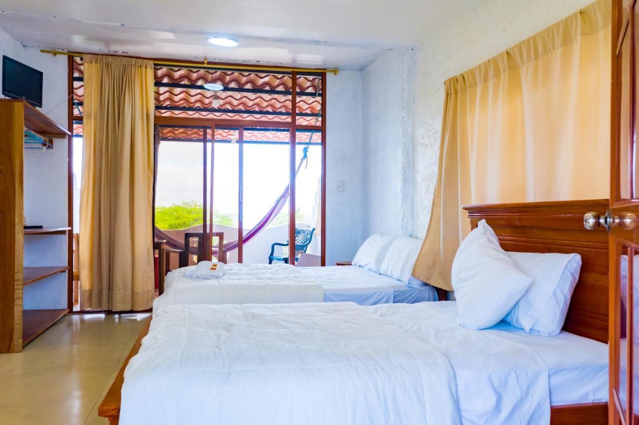 Royal Galapagos Inn ปูแอร์โต บาเกริโซ โมเรโน ภายนอก รูปภาพ