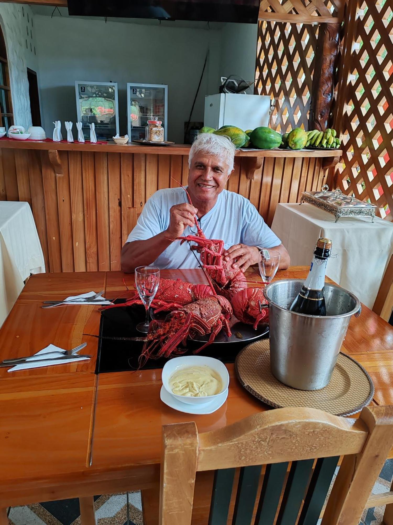 Royal Galapagos Inn ปูแอร์โต บาเกริโซ โมเรโน ภายนอก รูปภาพ